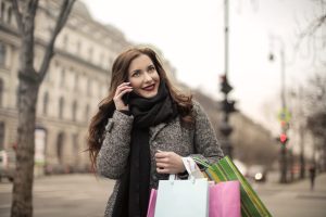 Conoce las tendencias en bufandas para mujeres de negocios