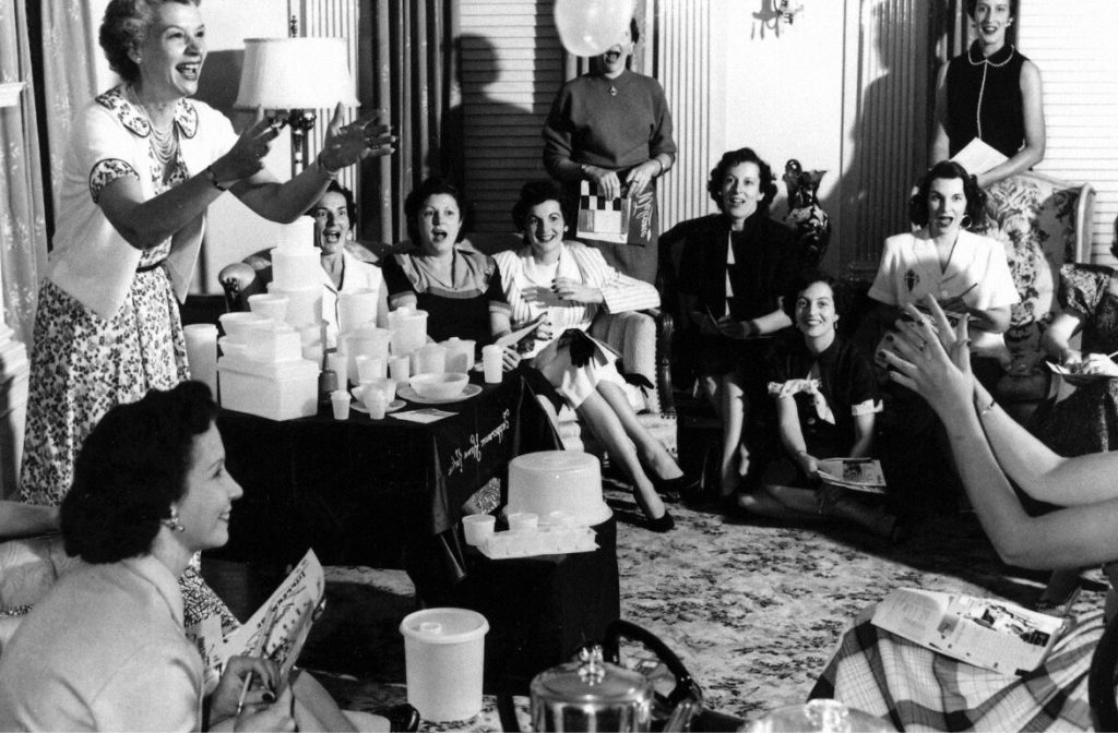 Brownie Wise: El éxito como líder empresarial femenina